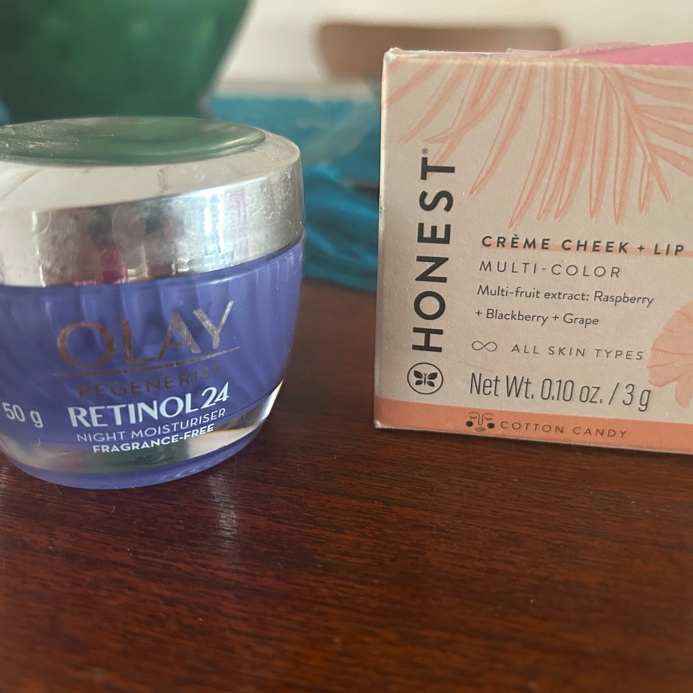 OLAY Retinol 24 Night Moisturizer and cheek/lip color made b Honest!